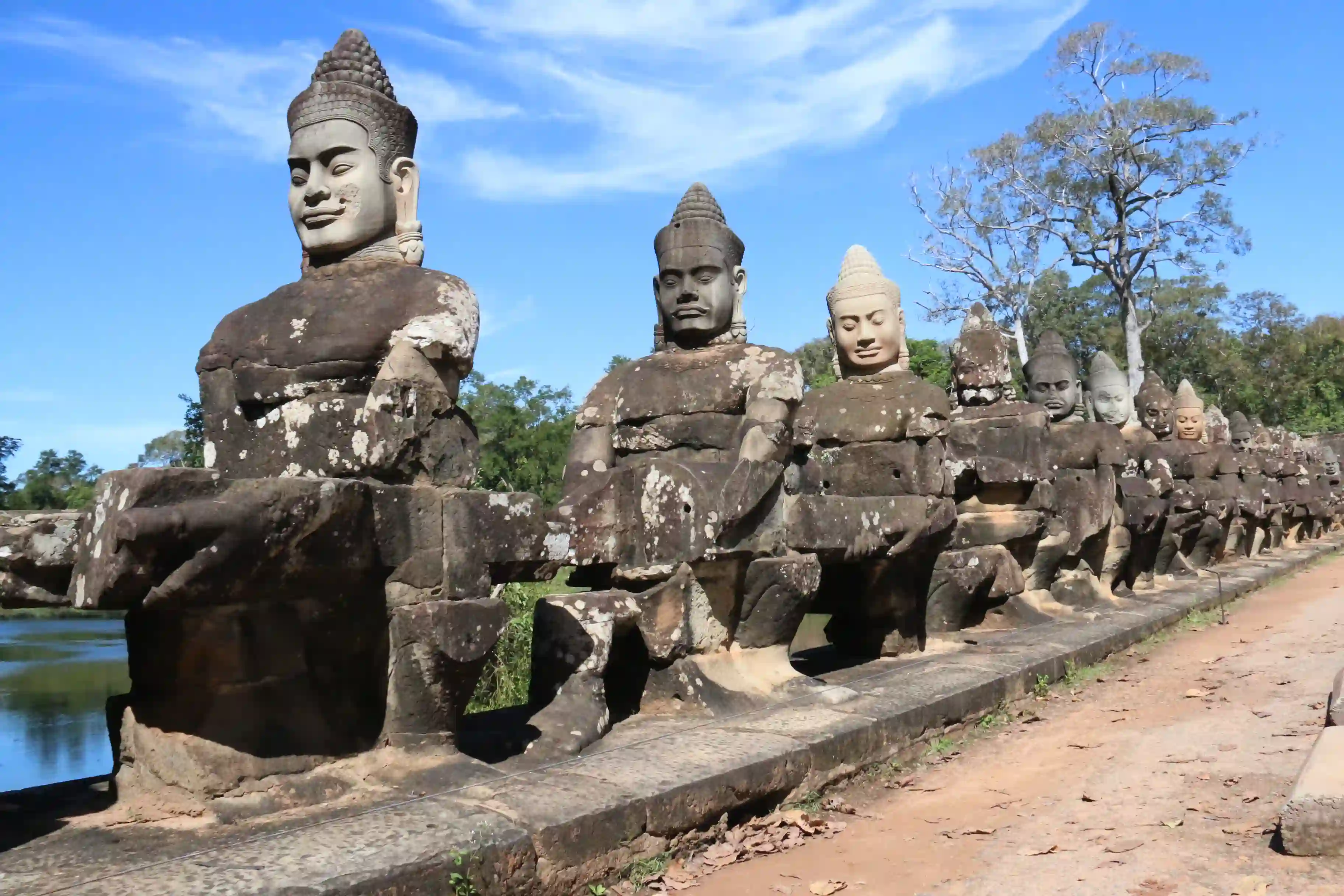 Angkor_Wat_Serva_Travel