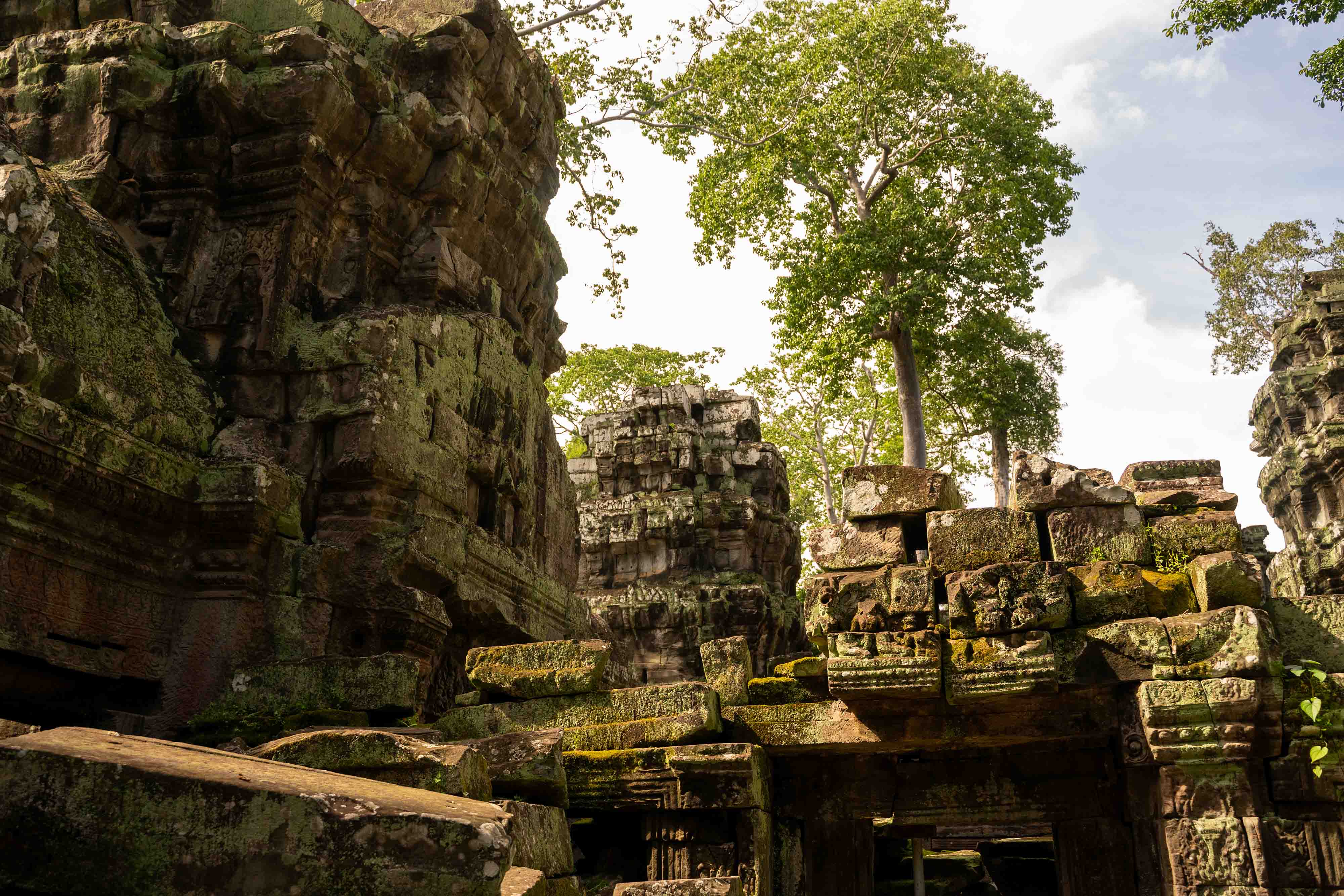 Angkor & Phnom Penh Discover